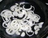 Foto del paso 2 de la receta: Pizza con champiñones salteados