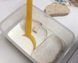 Foto del paso 1 de la receta: Torrijas de leche
