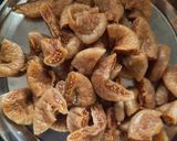 અંજીર રબડી.(Anjir Rabadi rabdi in Gujarati.) રેસીપી સ્ટેપ1ફોટો
