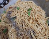 ग्रीन अनियन नूडल्स (Green onion noodles recipe in Hindi) रेसिपी चरण 2 फोटो