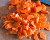 Foto del paso 4 de la receta: Gallo con salsa de zanahoria