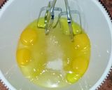 Foto langkah ke 1 dari resep 13. Bolu Agar-Agar Marbel.
