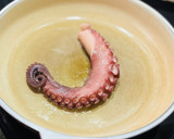 Foto del paso 1 de la receta: Ensaladilla de pulpo 🐙