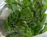 Foto del paso 2 de la receta: Vinagreta de albahaca 🌱 Aliño de albahaca 🌱