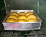 Foto langkah ke 8 dari resep Roti Sobek Ubi Kuning.