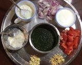 A picture of step 1 of Hyderabadi Malai Egg Korma.