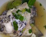 Foto langkah ke 4 dari resep Sop ikan kakap sederhana.