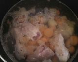 Foto langkah ke 3 dari resep Sop tulang ayam.