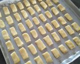 Foto langkah ke 3 dari resep Kue kering sagu keju.