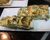Foto del paso 9 de la receta: Tortilla cuadrada de sobras (espárragos, pimientos y champiñones)