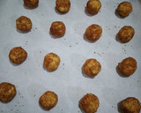 Foto langkah ke 4 dari resep 106. Palm Cheese Cookies.