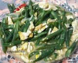 Foto langkah ke 4 dari resep Tumis Telur Kacang Panjang.