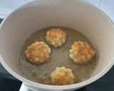 Foto langkah ke 6 dari resep Bakso Roti Udang.