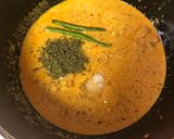 A picture of step 4 of Dahi Bhindi.