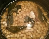 A picture of step 2 of Fegatelli, Zolfini Beans, and Tuscan Kale.