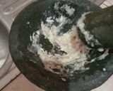 Foto langkah ke 2 dari resep Ayam goreng mentega.