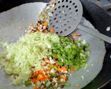 A picture of step 4 of Veg Manchow Soup.