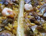 Foto del paso 3 de la receta Arroz de verduras de temporada (alcachofas y ajos tiernos)