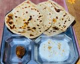 A picture of step 6 of Plain Paratha.