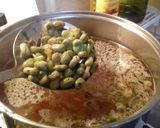 Foto del paso 2 de la receta Arroz de verdura con sepia y boquerones