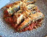 Foto del paso 13 de la receta: Boquerones fritos con salsa de tomate y pimientos