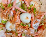 Hình bước làm 4 của món Bánh Tráng Trộn Jambon Sốt Sa Tế