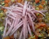 Foto del paso 5 de la receta: "Arroz de coliflor con tres delicias a mi manera"🍚🍛🍚🤔😁😉