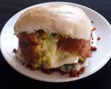 A picture of step 8 of Cheesy Vada Pav.