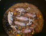 Foto langkah ke 3 dari resep Oseng cumi hitam.