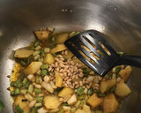 Foto del paso 4 de la receta: Potaje vegetariano de garbanzos y acelgas silvestres