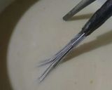 Foto langkah ke 2 dari resep Kembang Goyang Wijen.