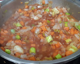 Foto del paso 4 de la receta: Costillas con verduras y vino