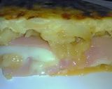 A picture of step 12 of Spanish Omelette Stuffed with Ham and Cheese.