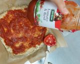Foto langkah ke 4 dari resep Pizzaa tersehat dijamin melted !! Crust nya ayam ga pake tepung !.