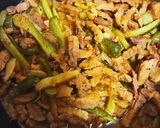 Hentes tokány lapockából tarhonyával recept fázis 4 fotója