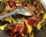 પરવળ બટાકા નું શાક (Parvar Bataka Shak Recipe In Gujarati) રેસીપી સ્ટેપ3ફોટો