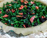 Foto del paso 3 de la receta: PASTEL De🥬Espinacas, Chorizo Español y Uvas🍇 Pasas..!