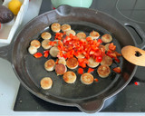 Foto del paso 1 de la receta: Arroz con salchichas