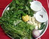 A picture of step 1 of Coriander Mint Chutney.