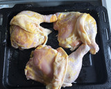 Foto del paso 1 de la receta: Pollo a la mostaza al horno con Arroz y Papas rústicas