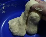 Foto langkah ke 4 dari resep Dough Roti dan Donat Tanpa mixer.