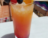 Foto del paso 3 de la receta: Cóctel Tequila Sunrise🍊🍓