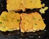 A picture of step 4 of Bread suji pakoda - new style.
