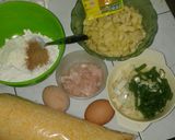 Foto langkah ke 1 dari resep Risoles isi ayam kentang telur.