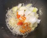 Foto langkah ke 4 dari resep Sawi Gulung isi Ayam.