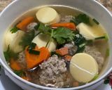 รูปขั้นตอนการทำที่ 5 ของ ต้มจืดเต้าหู้ หมูสับวุ้นเส้น