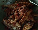 Foto langkah ke 5 dari resep Ikan Asin Bumbu bali Pedas.