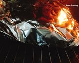 Hình bước làm 4 của món Gói Trọn Tình Nồng- Gà Muối Ớt Xanh Nướng Giấy Bạc