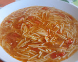 Foto del paso 4 de la receta: Sopa de salmón con fideos