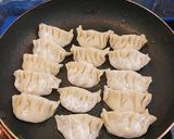 Hình bước làm 7 của món Há cảo Gyoza Nhật Bản